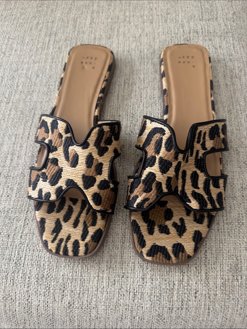 a new day Leopard Print Slide sandal in Tan & Black